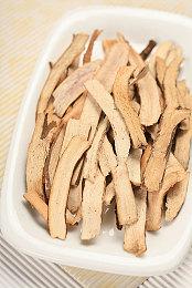 腾讯2.6亿美元入股角川 将合作开发游戏和动画